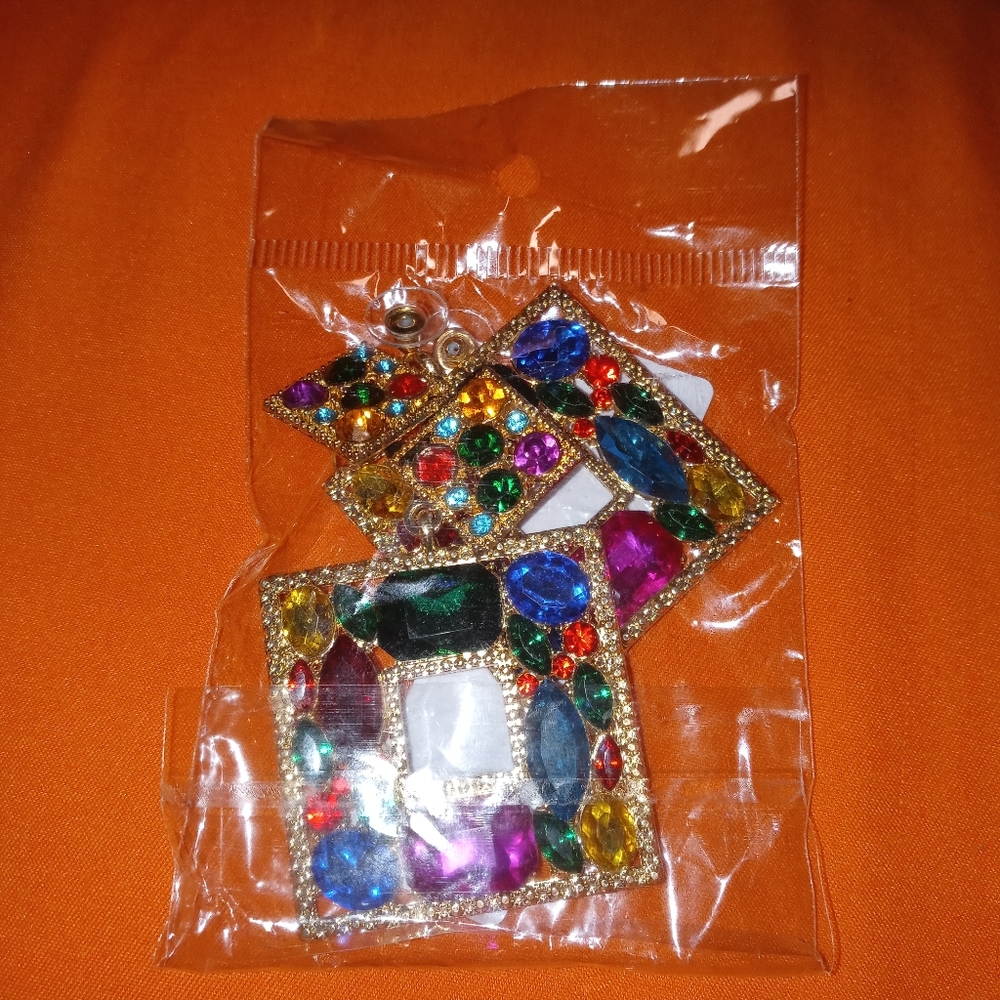 Earrings 2.4 in height and 1.6 in width